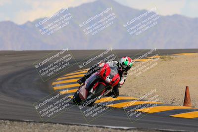 media/Oct-03-2022-Moto Forza (Mon) [[5f077a3730]]/Intermediate Group/Session 5 (Turn 12)/